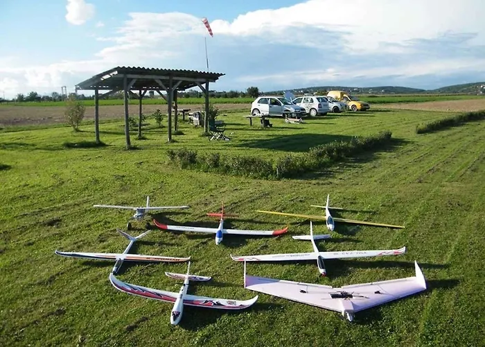 In - Balaton 18286 דירה צ'רסגטומאי